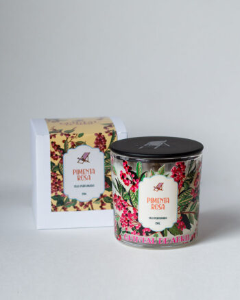 Vela Perfumada Quintal de Abril Pimenta Rosa 190g