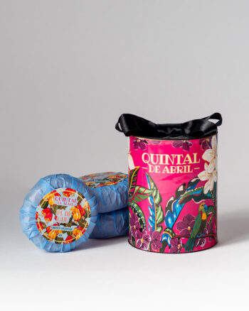 Kit Presente Sabonete Glicerinado Quintal de Abril Pé de Caju 80g